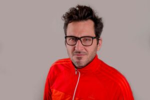 Federico Simonetti llegará con su show de stand up “Sólo política”