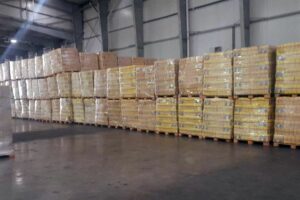 Alimentos retenidos: Petovello echó al funcionario a cargo y los repartirá el Ejército