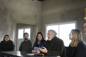 Acuerdo para trabajar en mejoras habitacionales en el sudoeste de la ciudad