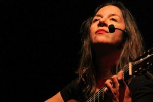 La compositora y cantante Cecilia Zabala se presentará en el ciclo “Que suene!”