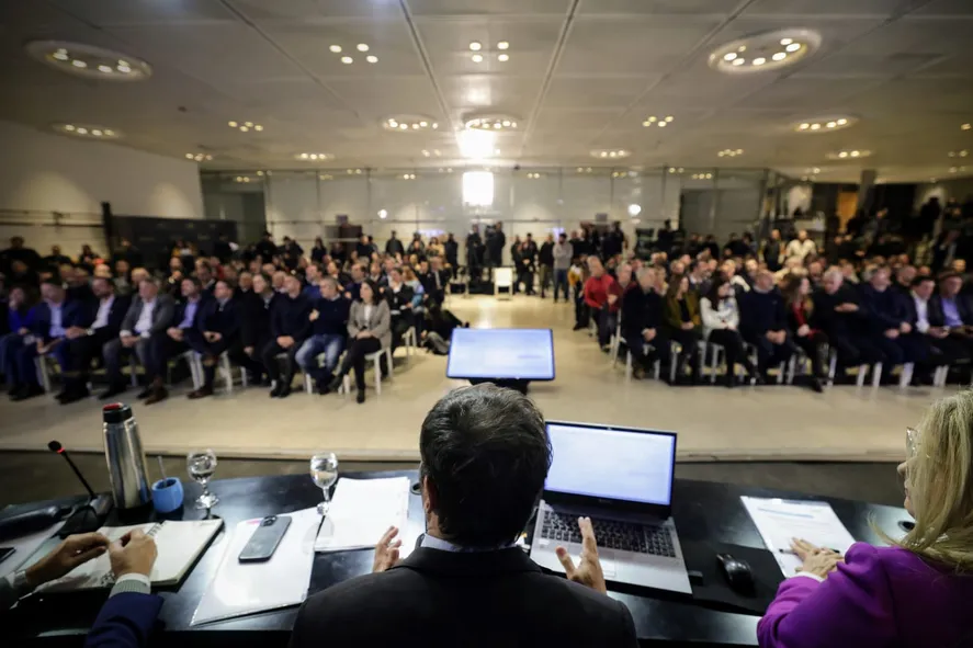 Fondos Municipales: El resto de los intendentes PRO más cerca de la firma pero se resisten a los “flashes”