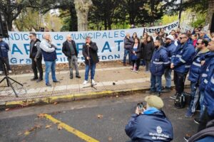 El STM, llevará la protesta al torneo mundial de Pádel