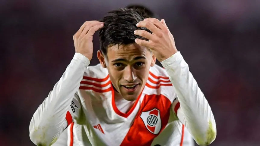 El curioso festejo de Solari que no se vio en la goleada de River y la historia detrás