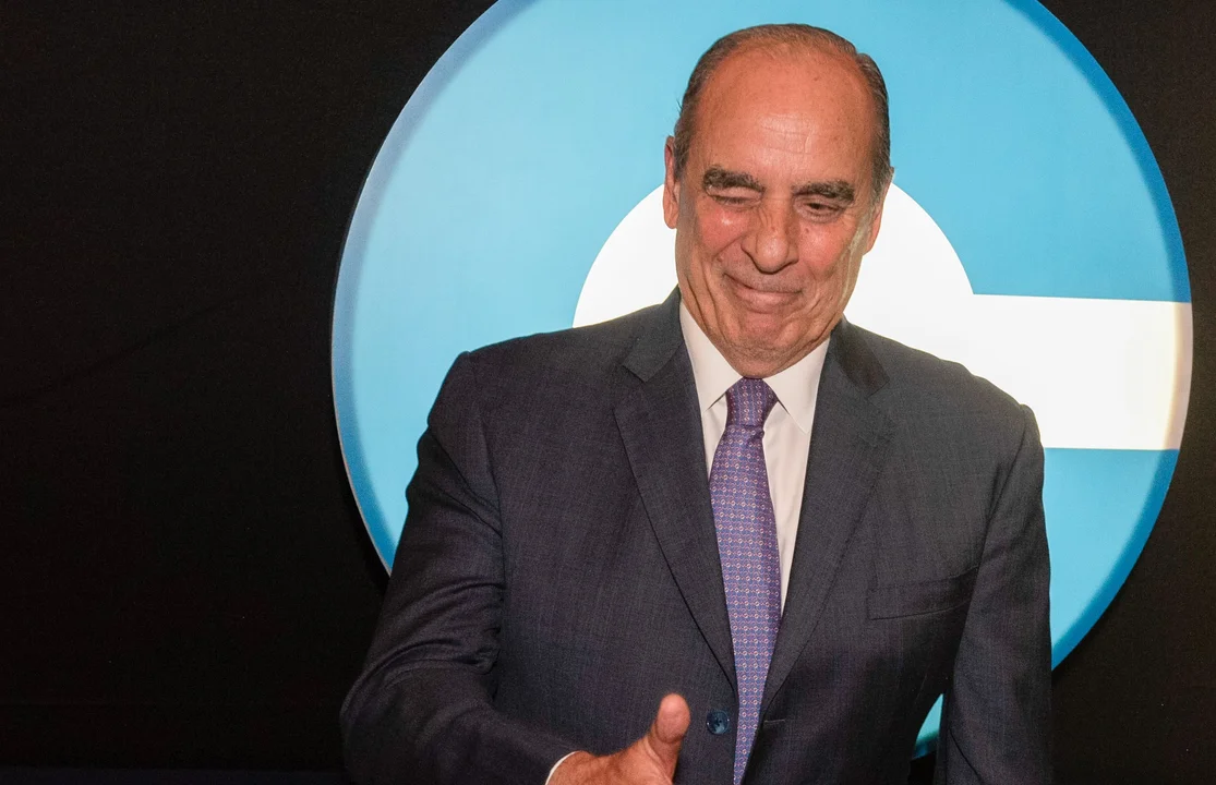 Francos sumó a otros tres gobernadores a los acuerdos para finalizar obras públicas