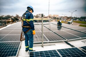 La Municipalidad invita a la jornada: Oportunidades que presentan las energías renovables y la eficiencia energética