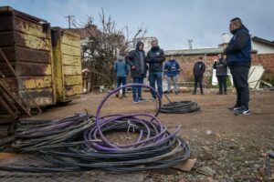 El Municipio clausuró una chatarrera por venta de cables eléctricos