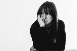 Adrián Barilari llega a Mar del Plata con su tour «Canciones Doradas»