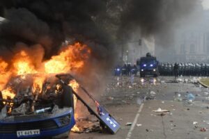 El Gobierno advirtió que la protesta en el Congreso fue un intento de «golpe de Estado» y felicitó a las Fuerzas de Seguridad