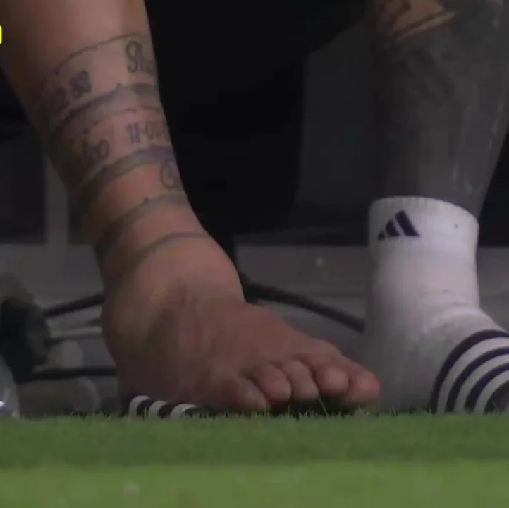 El llanto desconsolado de Messi tras salir por lesión en la final de la Copa América