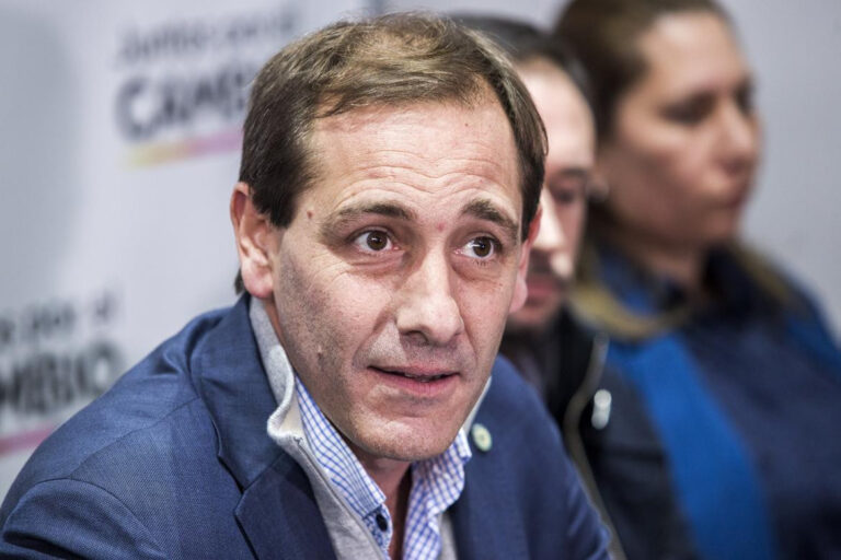 Garro, blanco de una lluvia de pedidos de renuncia libertarios por pedir a Messi que se disculpe