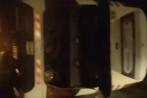 Volcó micro con 49 pasajeros en la Ruta 2: al menos hay ocho heridos