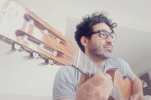 Fabio Herrera presenta su show en formato solista, pero con invitados