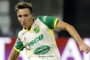 Valentín Larralde llegó a Aldosivi para jugar a lo “Iniesta” (audio)