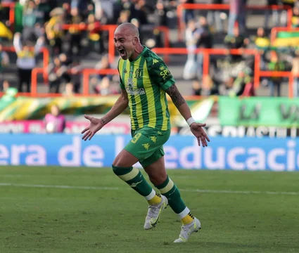 Santiago Silva quiere poner un «broche de oro a su carrera»