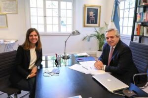 Escándalo tras escándalo Raverta sigue pasando por debajo de los radares