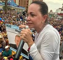 María Corina Machado desde la marcha de la oposición en Caracas: “La lucha es hasta el final”