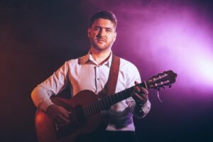 Federico Pecchia con “Mirar al otro” se presenta en el ciclo “Provincia es música”