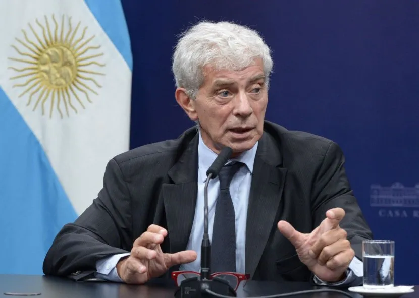 El escandaloso discurso de Cúneo Libarona sobre la diversidad sexual y un blooper que lo dejó mal parado