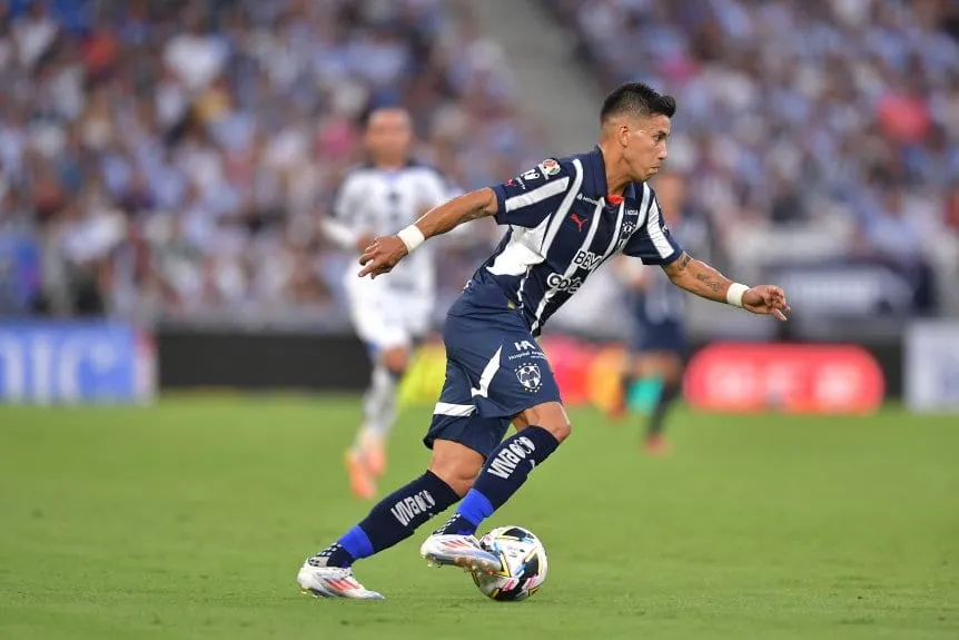 River le hizo una oferta formal a Monterrey para contratar Maxi Meza
