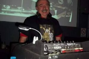 La nostalgia ochentosa se da cita nuevamente con la fiesta “Ritmo de la noche”