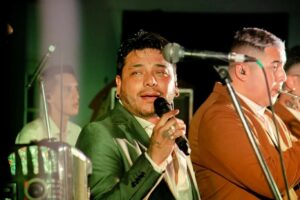 La cumbia romántica se hace presente en Mar del Plata con Uriel Lozano