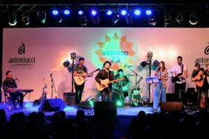 Vuelve el tributo a Joaquín Sabina con Puntos Suspensivos