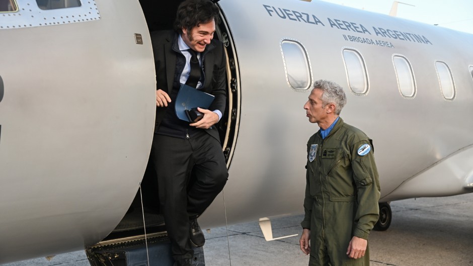 Todos los gobernadores ya superan en imagen positiva a Milei