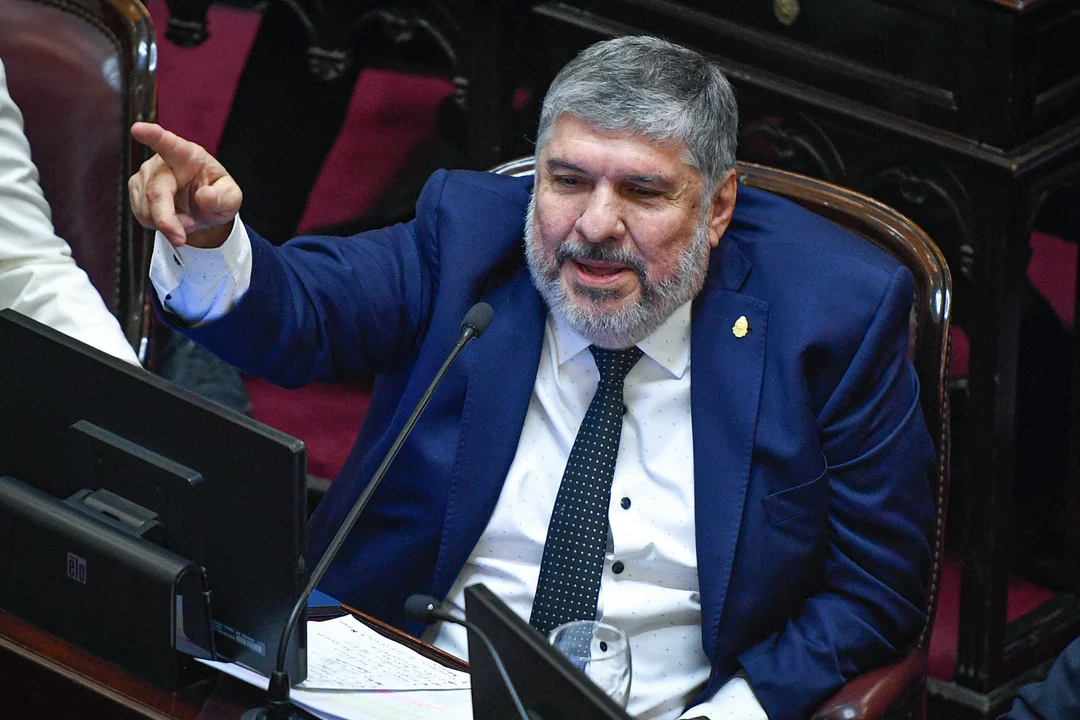 Mayans aseguró que a Cristina Kirchner «le duele» que Kicillof no le exprese su apoyo en el PJ