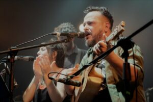 Club Artístico Libertad llega con su cancionero republicano de la Guerra Civil Española