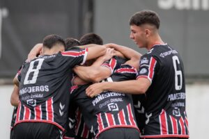 Alvarado mereció más pero se despide del Reducido