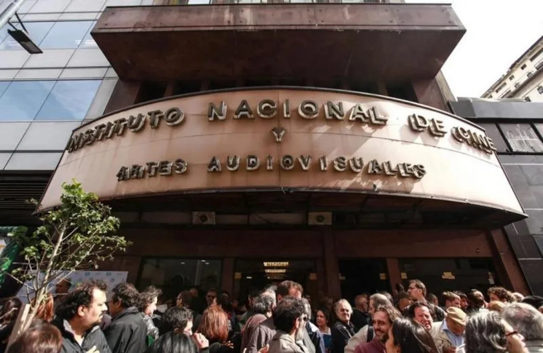 Advierten que desvincularon a otros 40 trabajadores en el INCAA