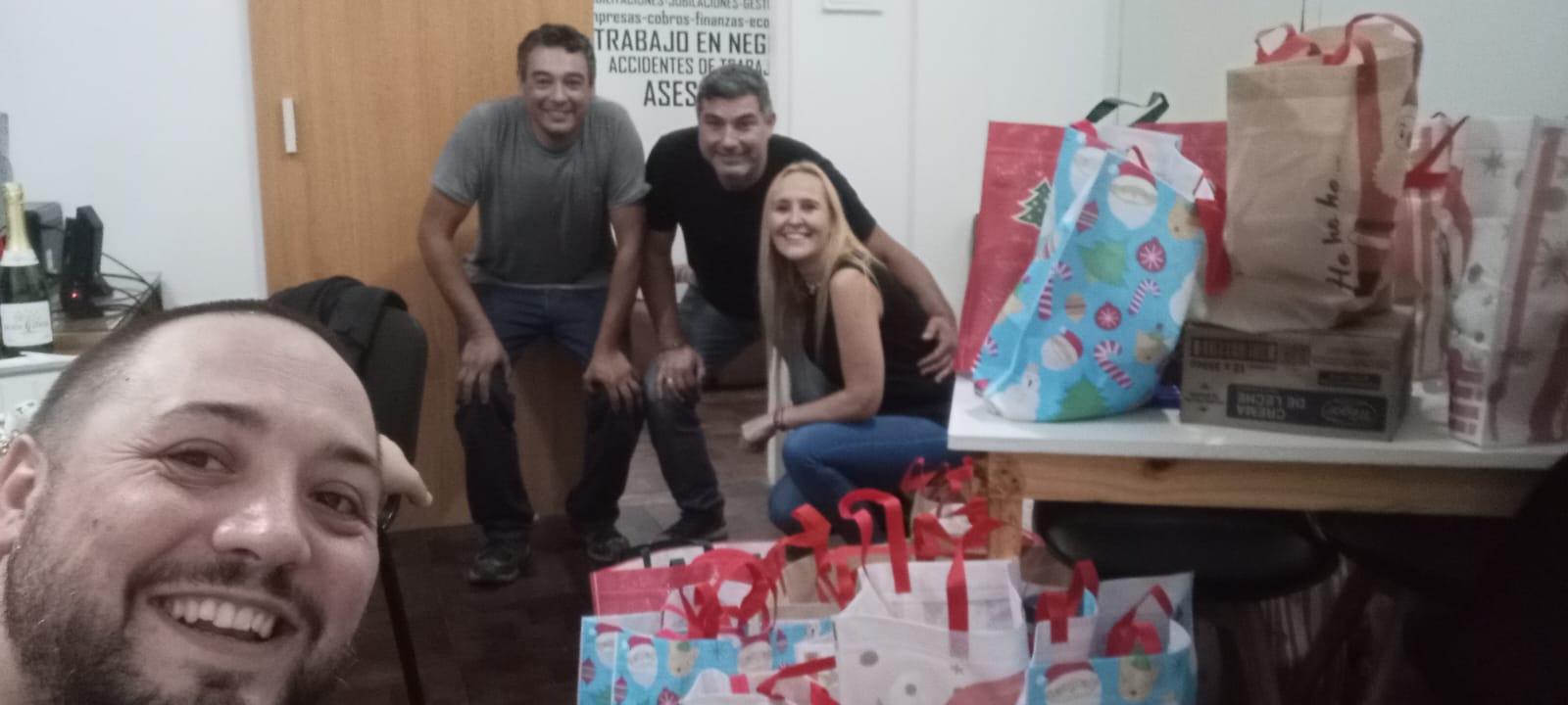 Clásicas canastas navideñas se entregaron desde SETRAM