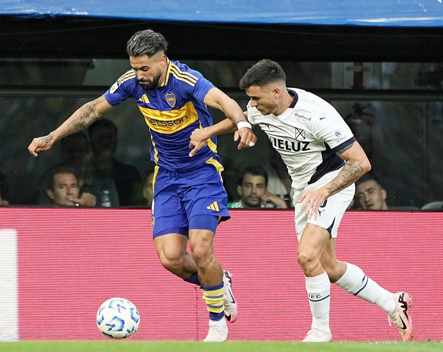 Boca empató con Independiente y despidió el 2024 silbado en La Bombonera