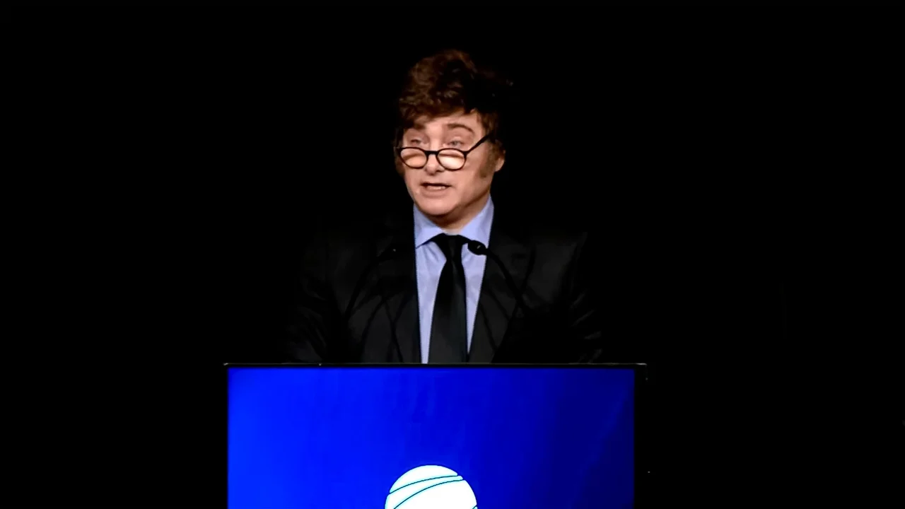 Milei elogió a Bullrich a quien calificó de «formidable y maravillosa» tras las críticas de Villarruel