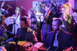Este viernes será “A toda orquesta” en la Sala Piazzolla
