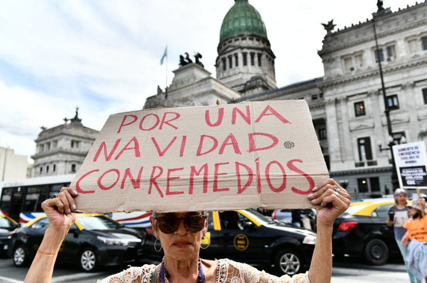 Jubilados marcharán el lunes frente al PAMI: «Nada para festejar y nada con qué festejar»