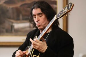 Luis Salinas se presentará en concierto en la Sala Melany