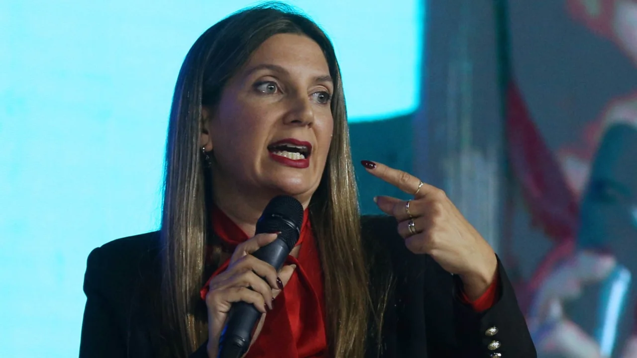 Lospennato a Milei: «La Argentina liberal, abierta y tolerante es la que sueño»