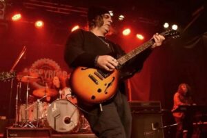 Caras extrañas presenta los temas de su primer disco “12 pócimas”