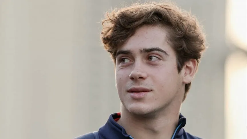 El misterioso mensaje del padre de Colapinto sobre su futuro en la F1 que luego borró: “Ya sabemos todo”