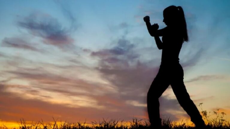 Un programa de autodefensa personal destinado a mujeres mayores de 12 años