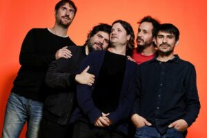 El Mató a un Policía Motorizado llenará el Polideportivo de rock indie