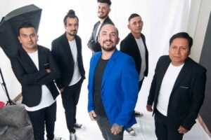 Ezequiel y La Clave, fiesta de cumbia en el Parque de Mogotes