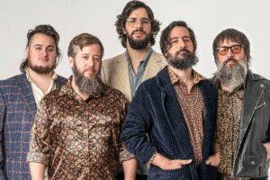 Los Tabaleros presentarán esta noche su folklore mutante