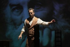 El mundo lorquiano se revela en “Muchacho de luna”