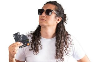 De las redes a Mar del Plata: llega Mario Hernán Uribe con “Buena Petroka”