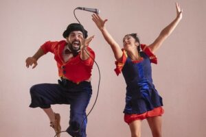 Comedia delirante para toda la familia con “Shhh!” en el Anfiteatro del Puerto