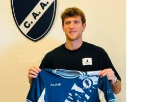 Bolzicco llega para que Alvarado sueñe con sus goles