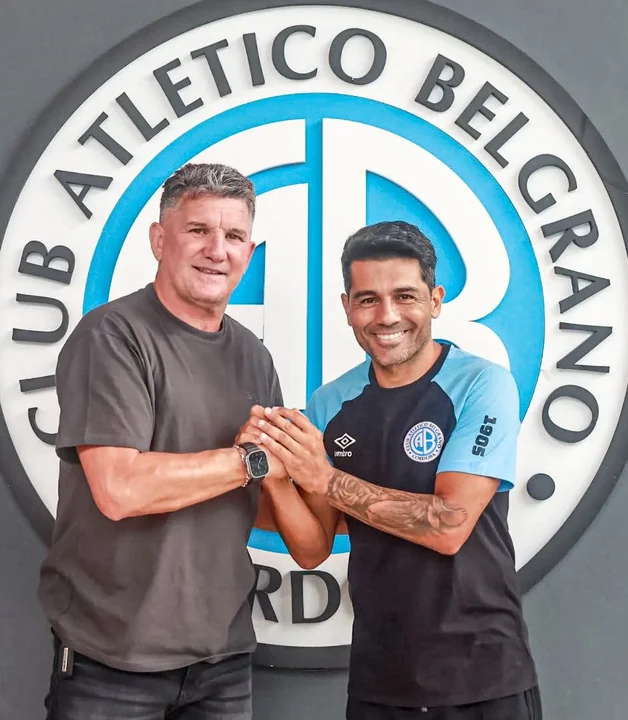 El presidente de Belgrano respaldó a Erviti: “No hay razón para que la gente no lo quiera”