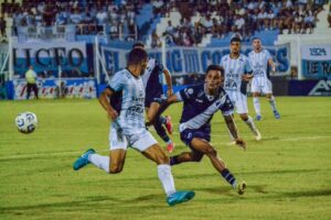 Alvarado perdió con un golazo